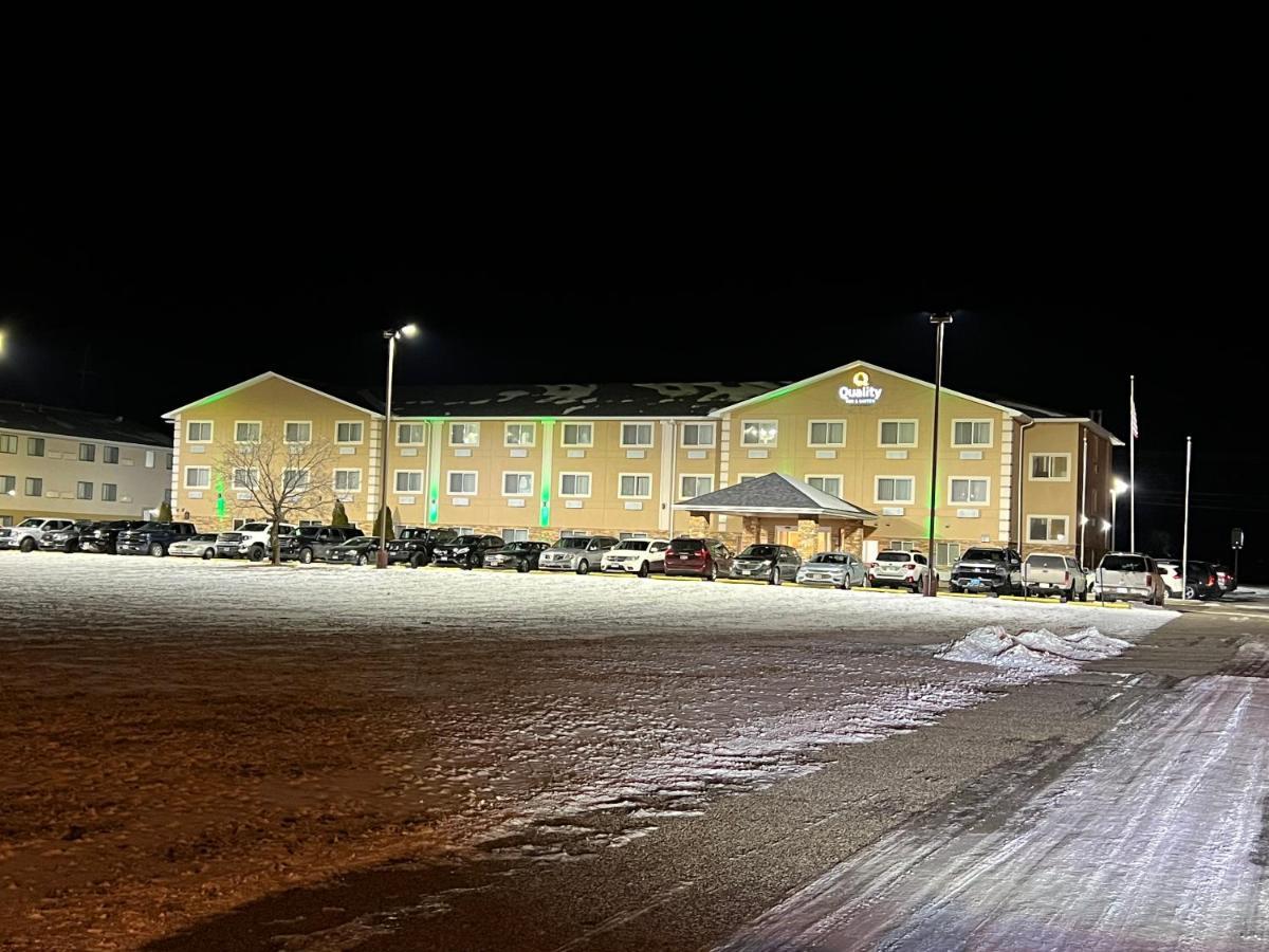 Quality Inn & Suites Wisconsin Dells Downtown - Waterparks Area Zewnętrze zdjęcie