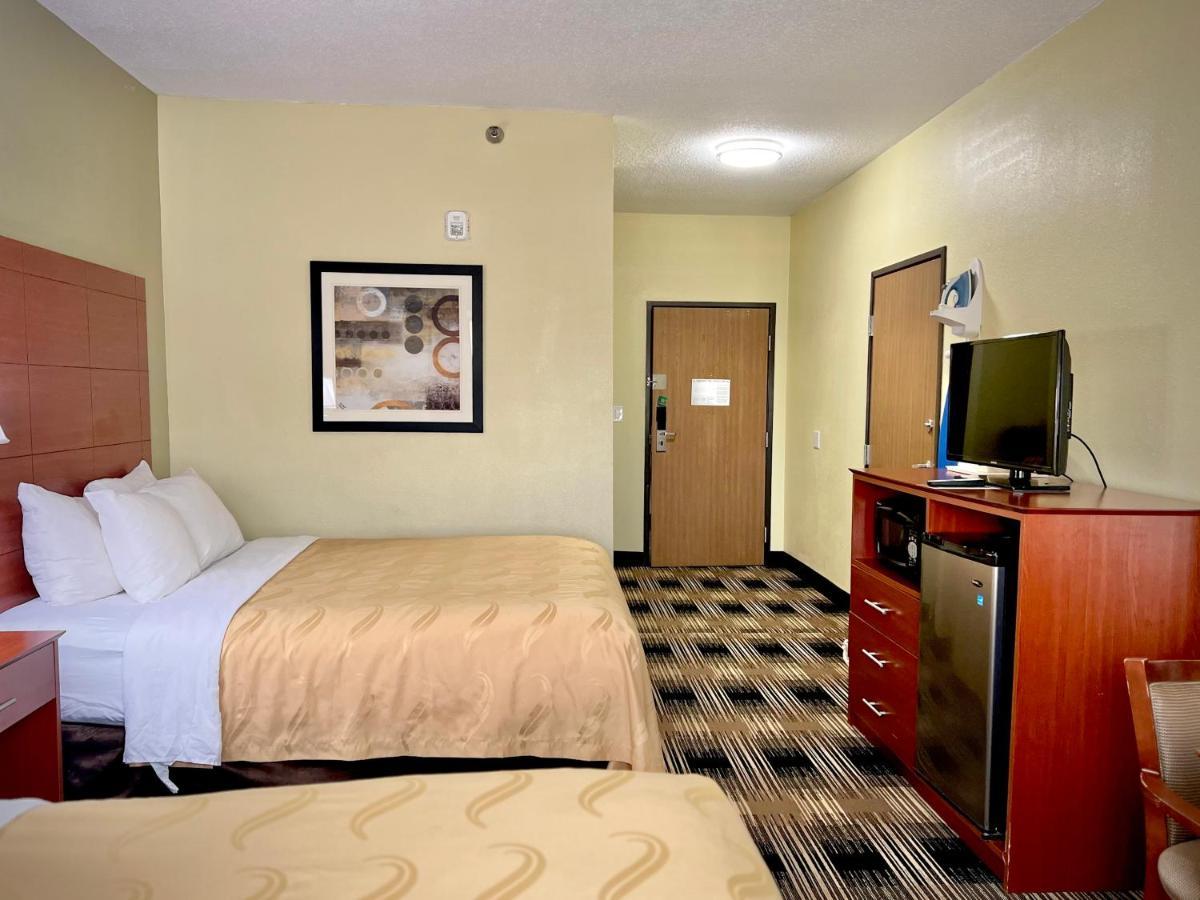 Quality Inn & Suites Wisconsin Dells Downtown - Waterparks Area Zewnętrze zdjęcie