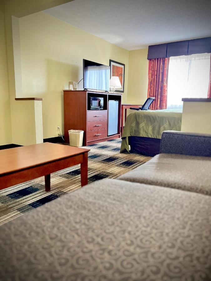 Quality Inn & Suites Wisconsin Dells Downtown - Waterparks Area Zewnętrze zdjęcie