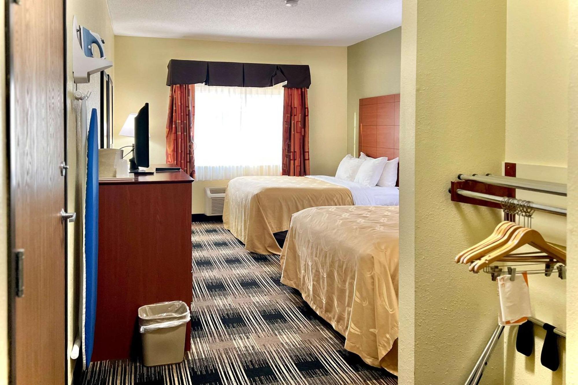 Quality Inn & Suites Wisconsin Dells Downtown - Waterparks Area Zewnętrze zdjęcie