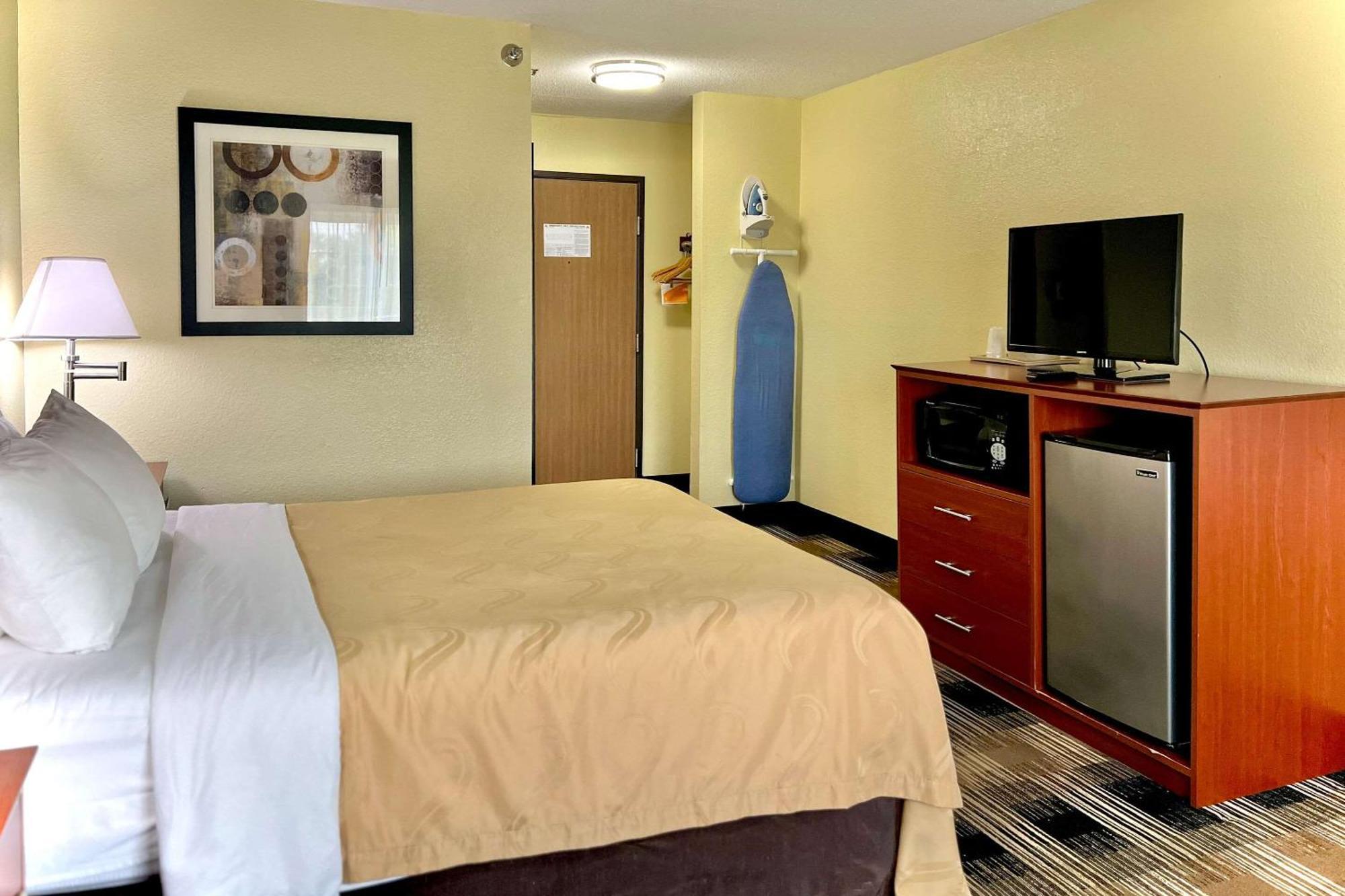 Quality Inn & Suites Wisconsin Dells Downtown - Waterparks Area Zewnętrze zdjęcie