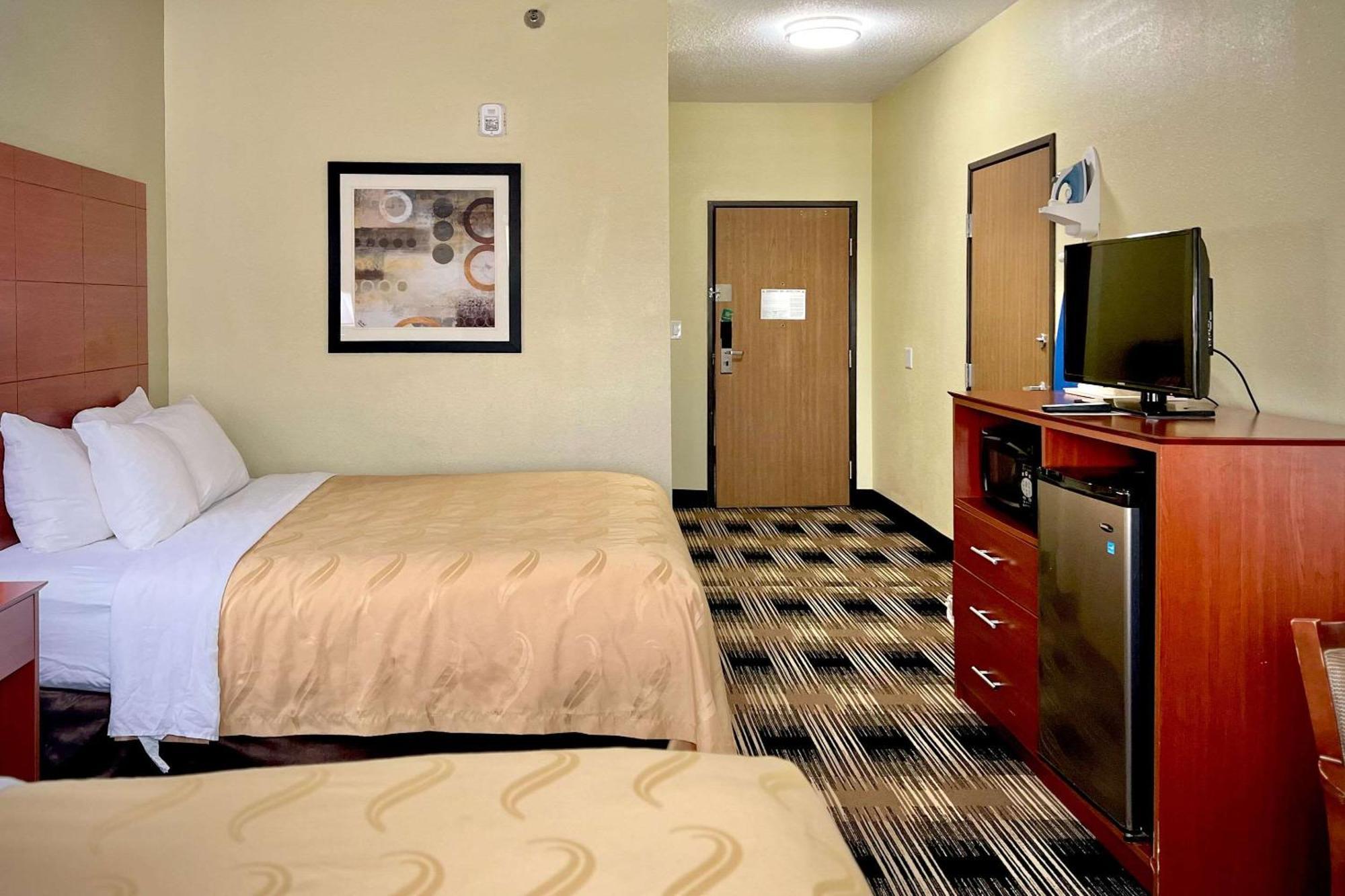 Quality Inn & Suites Wisconsin Dells Downtown - Waterparks Area Zewnętrze zdjęcie